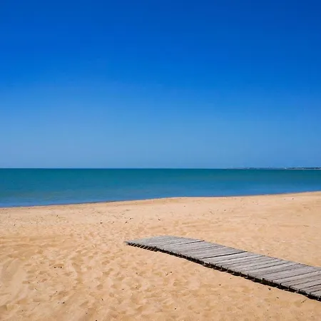 Gorgeous In La Faute-sur-Mer