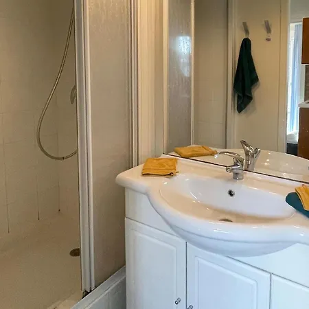 Gorgeous In La Faute-sur-Mer